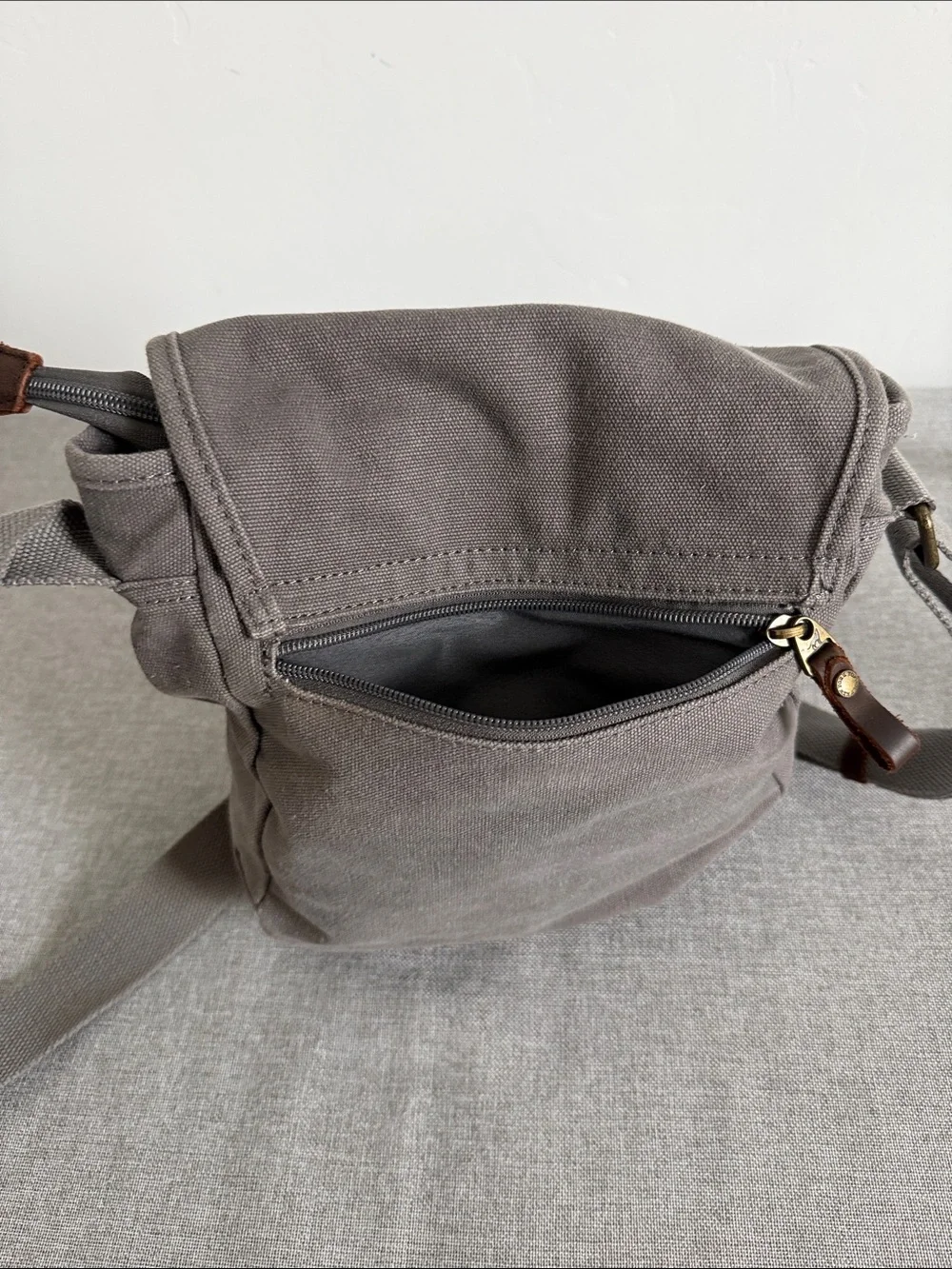 Casual Gray Canvas Messenger Bag with Leather Trim